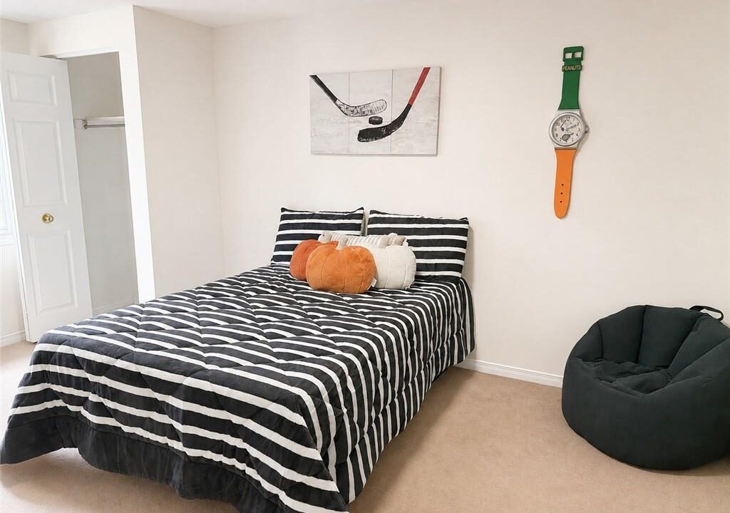 a62fa638f0eb048daa01868b3cb387e8-m17.jpeg