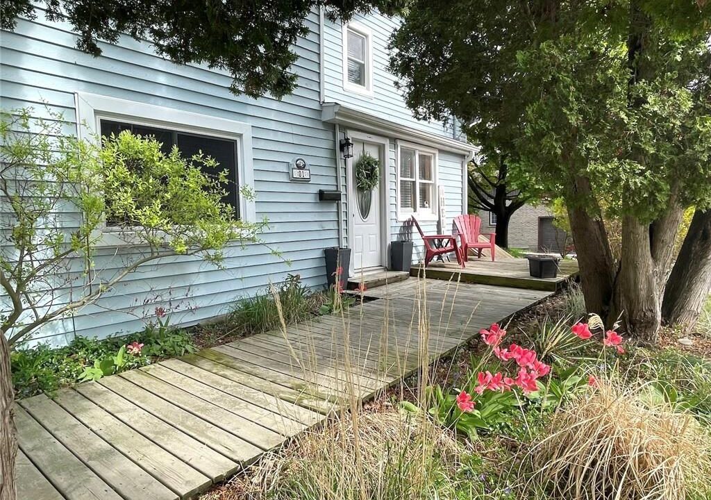 d7ea160b3ad56abf9cf04a1b14582324-m4.jpeg