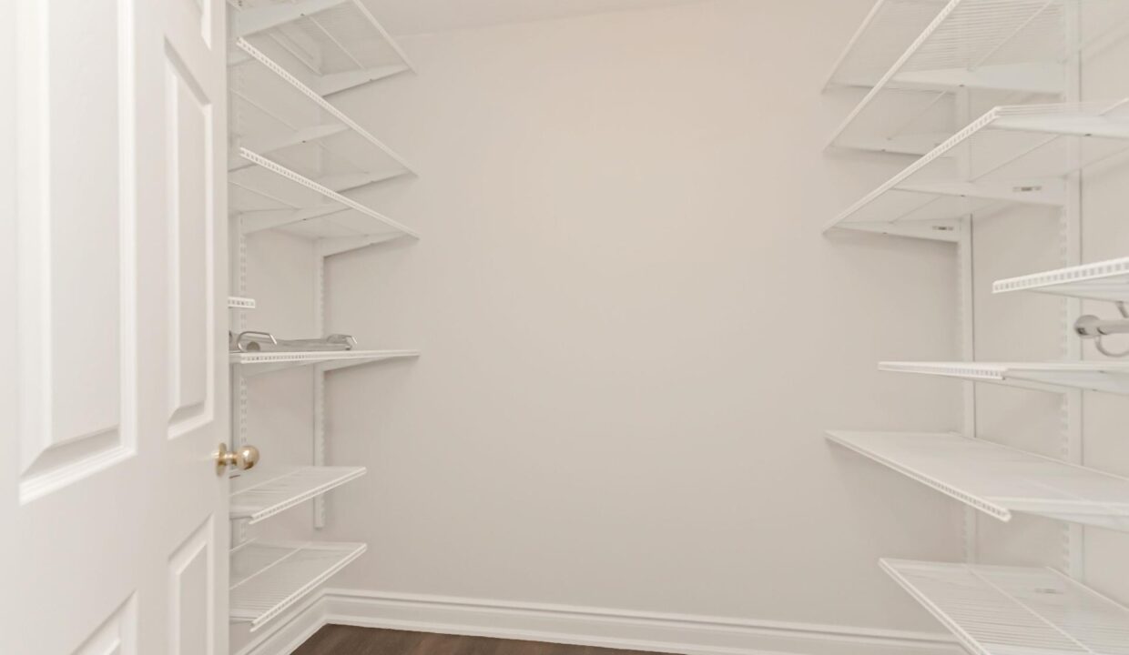 01189145-e45d-4776-acd2-4bd662f25177-l.jpeg