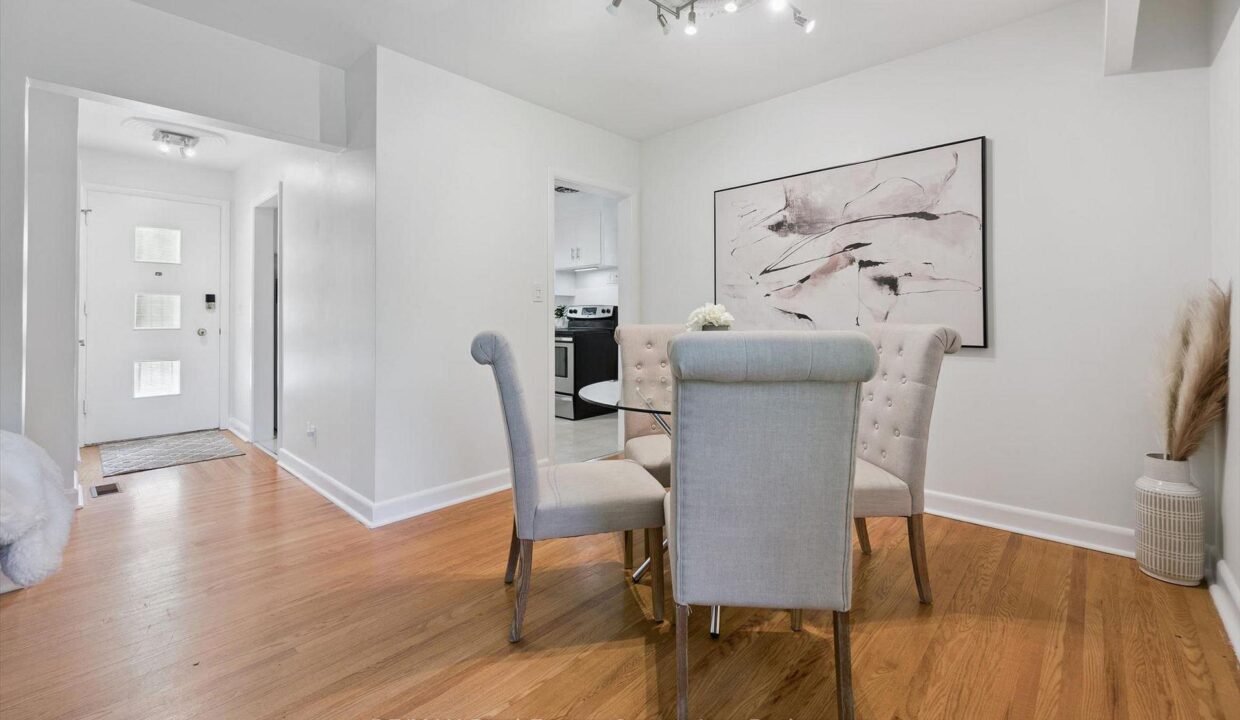 016ccd2c-1b8f-404a-acce-cb890ea1bd1e-l.jpeg
