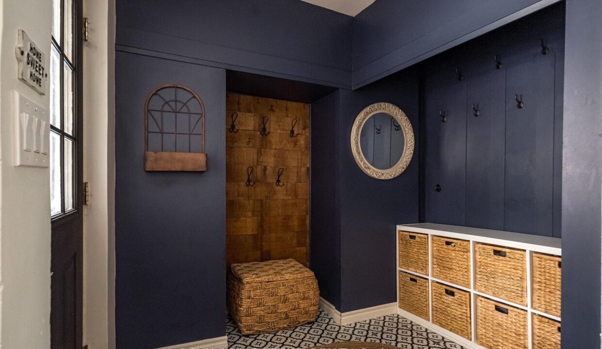 01e4db4a-3b19-4d28-a9ef-db991a854065-l.jpeg