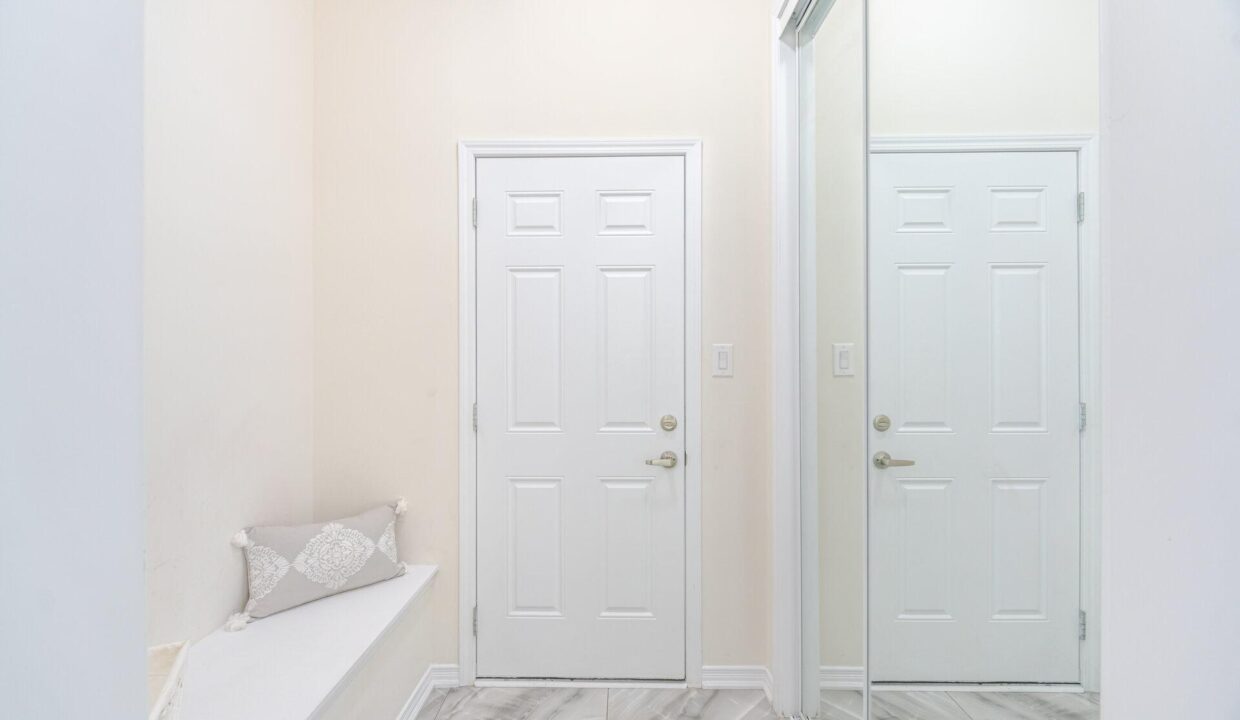 05e29797-1d0b-4e65-bd0a-1282b7ac6f36-l.jpeg
