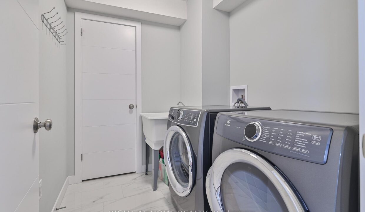 0835aa5e-8230-464d-8aec-817d1fa7b403-l.jpeg
