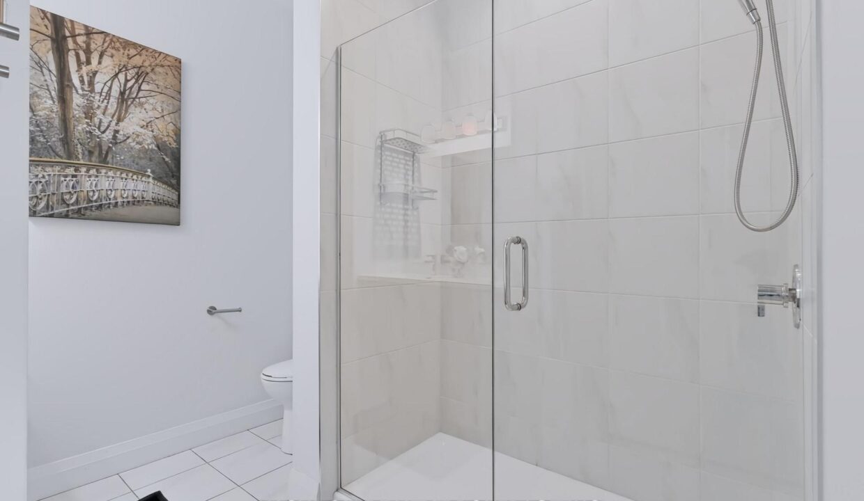 0fd6b556-61df-4ab1-b9f9-0594dd06ea4b-l.jpeg