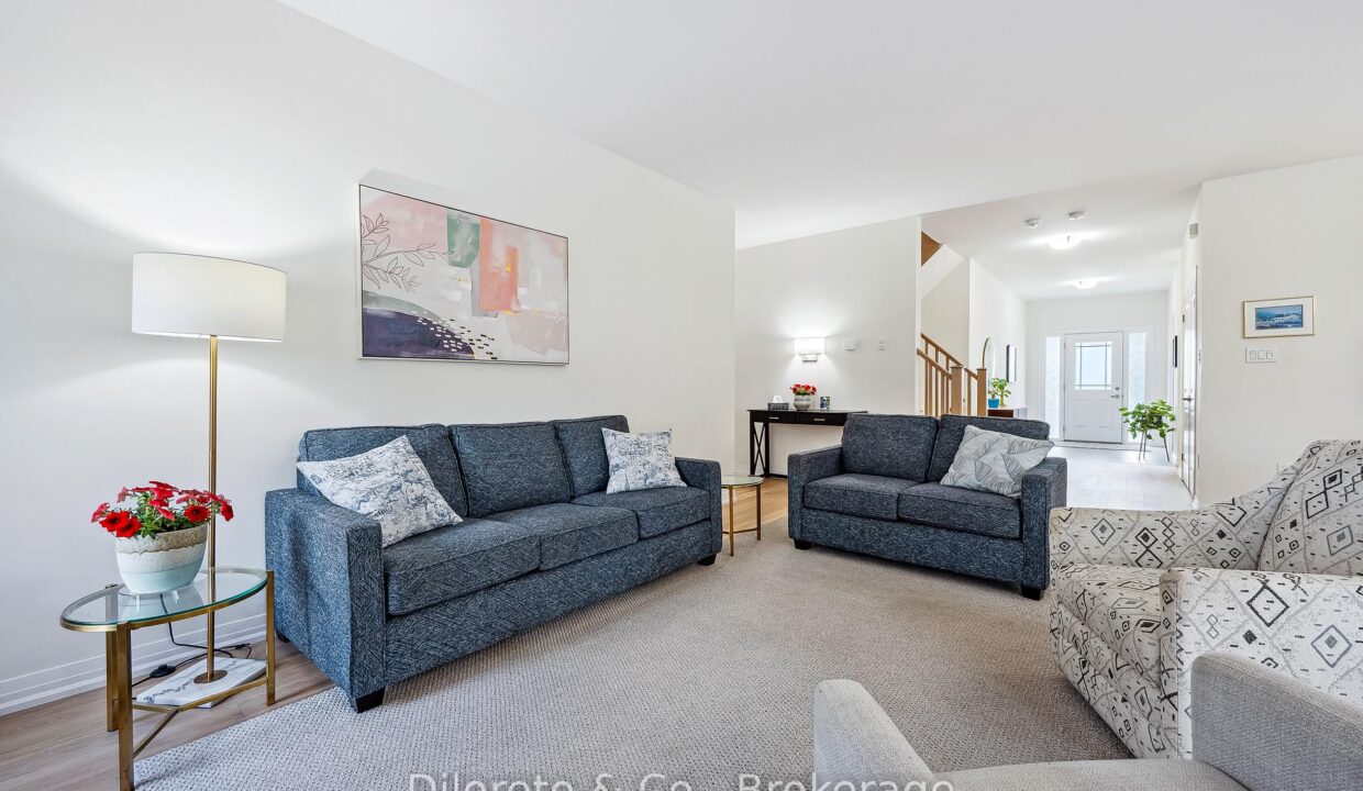 10227e35-c234-44f4-a519-9626474cb6ab-l.jpeg