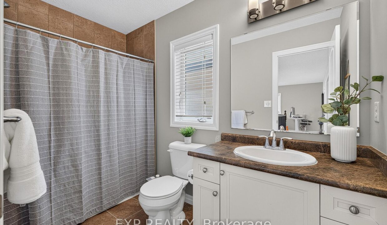 121c9ea5-2085-43e1-a3e8-35e26b7ee2cb-l.jpeg