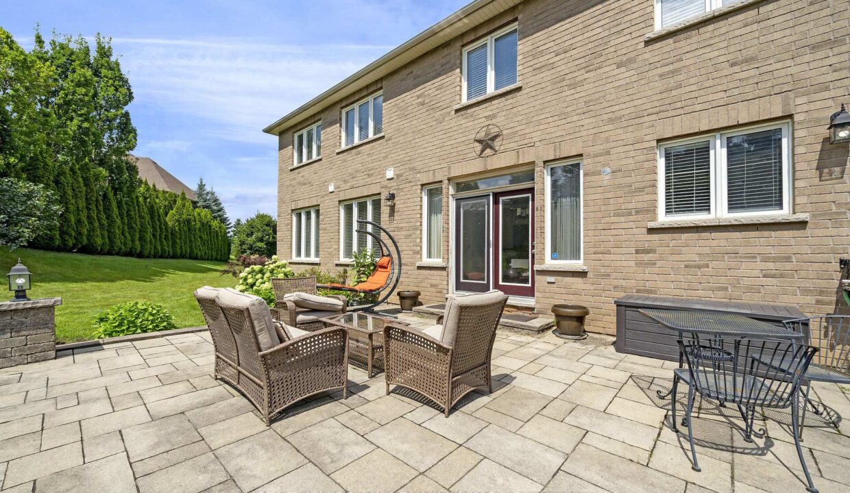 124da789-5211-40c9-ac04-e25cf3986347-l.jpeg