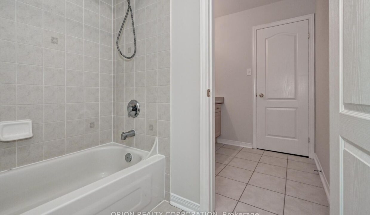 127f2064-81a9-4d50-988b-b8ceafdbd9f6-l.jpeg