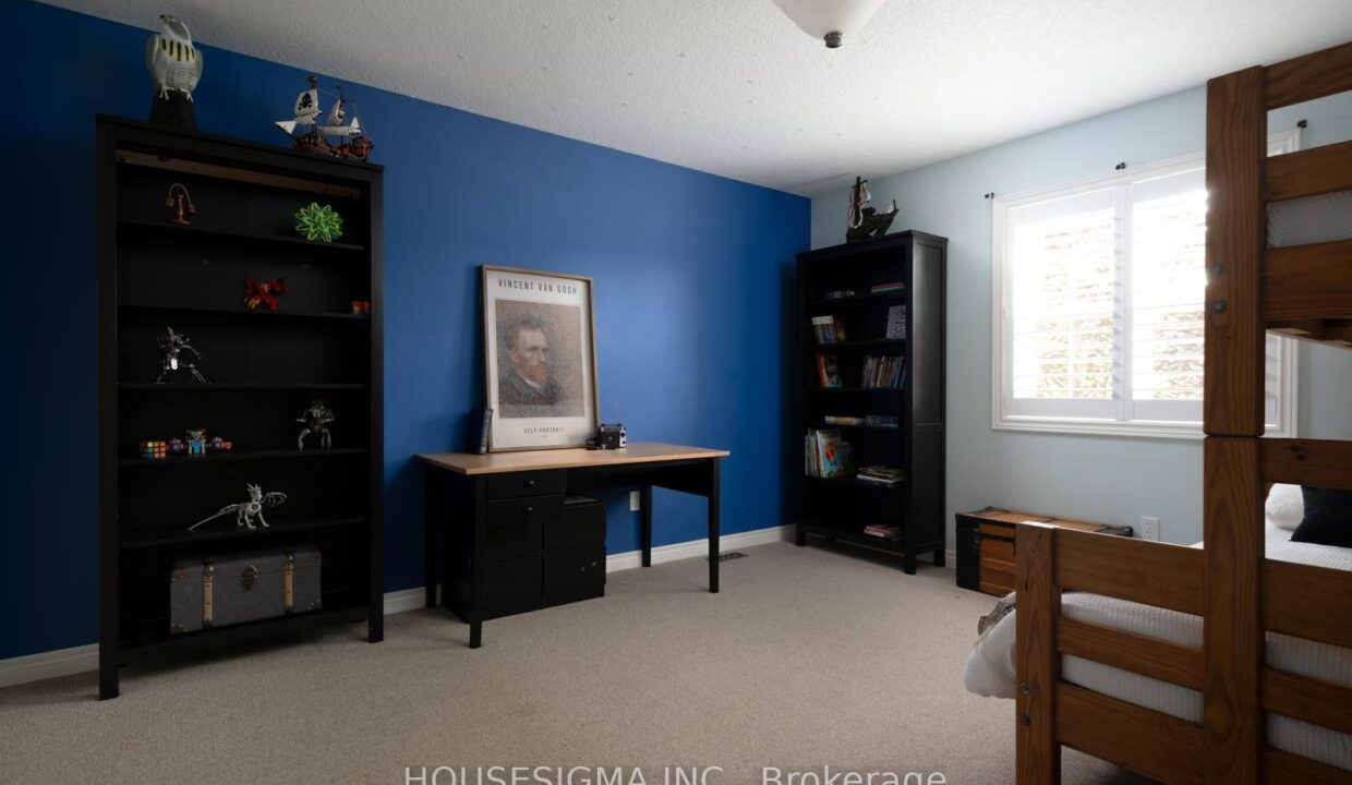 1337c275-c9f3-46f4-98e2-69261a18b2e0-l.jpeg