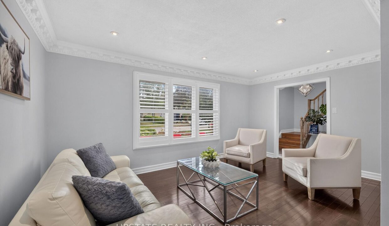 13ee16de-54f6-471e-be17-4cb457a5d812-l.jpeg