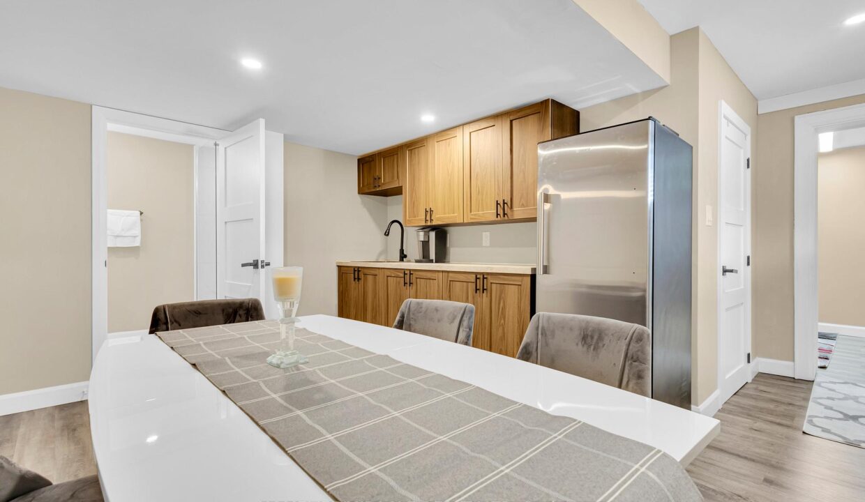 148e71a2-2338-4ca4-859b-3a118f43a72e-l.jpeg