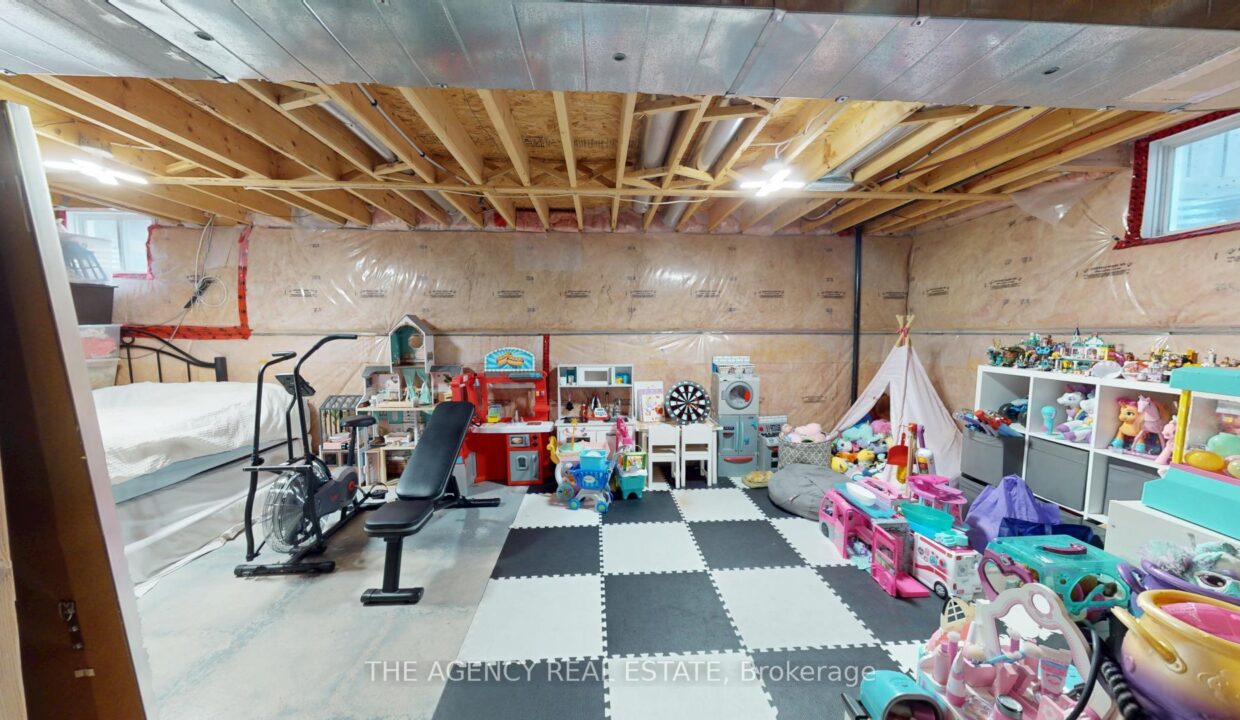 14bd5e42-7ccd-4491-b427-ca4a1b3861fe-l.jpeg