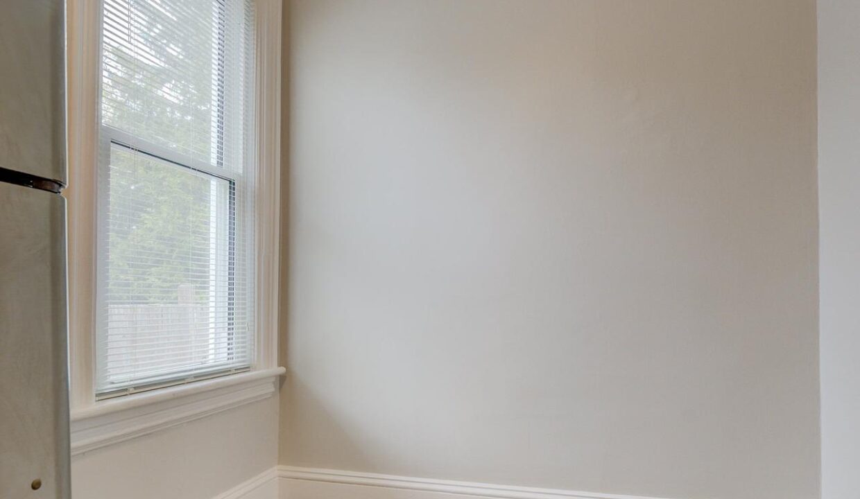 1b33925d-2577-4f22-bc9d-5bf0697948f7-l.jpeg