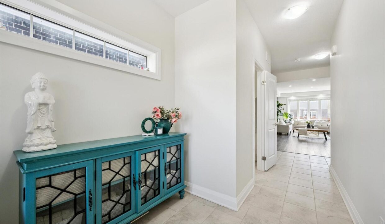 1b36109e-d49d-4e2a-b942-758b8cd6ff0d-l.jpeg