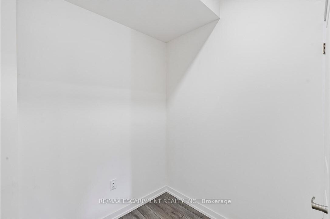 20408426-0409-4435-979a-eeac76a34614-l.jpeg