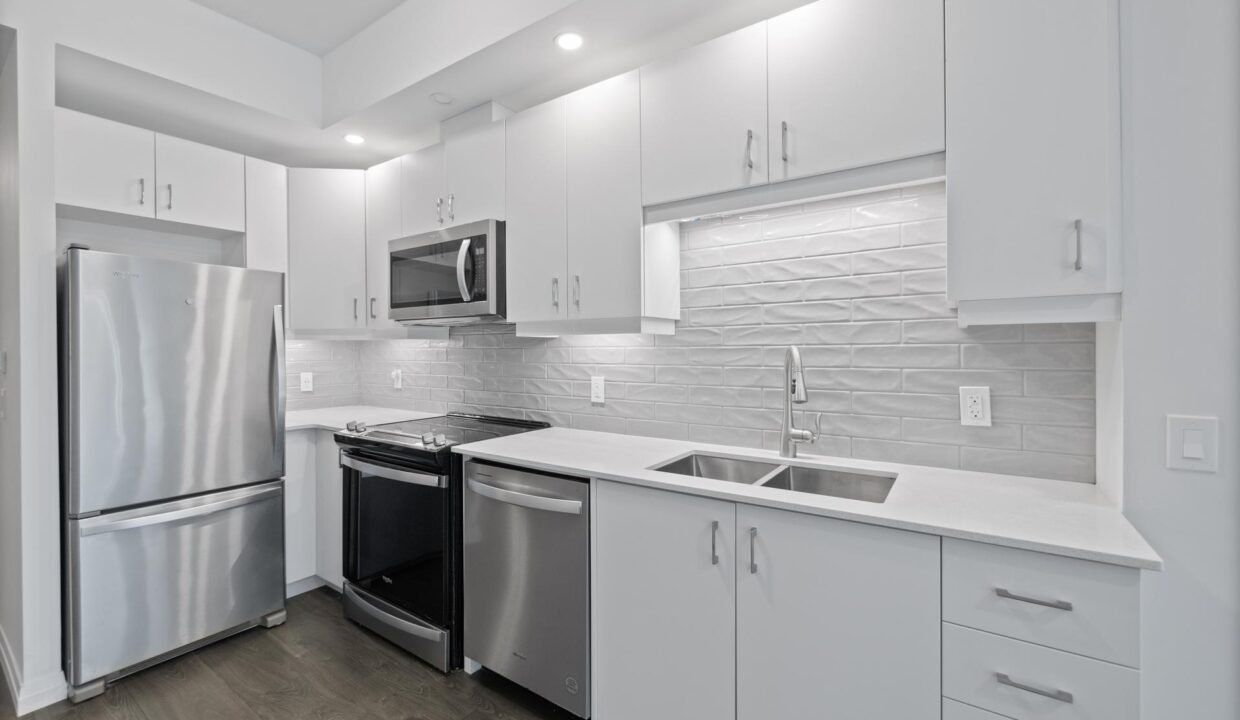 21401afe-f99a-4f47-a102-8c725f7394dc-l.jpeg