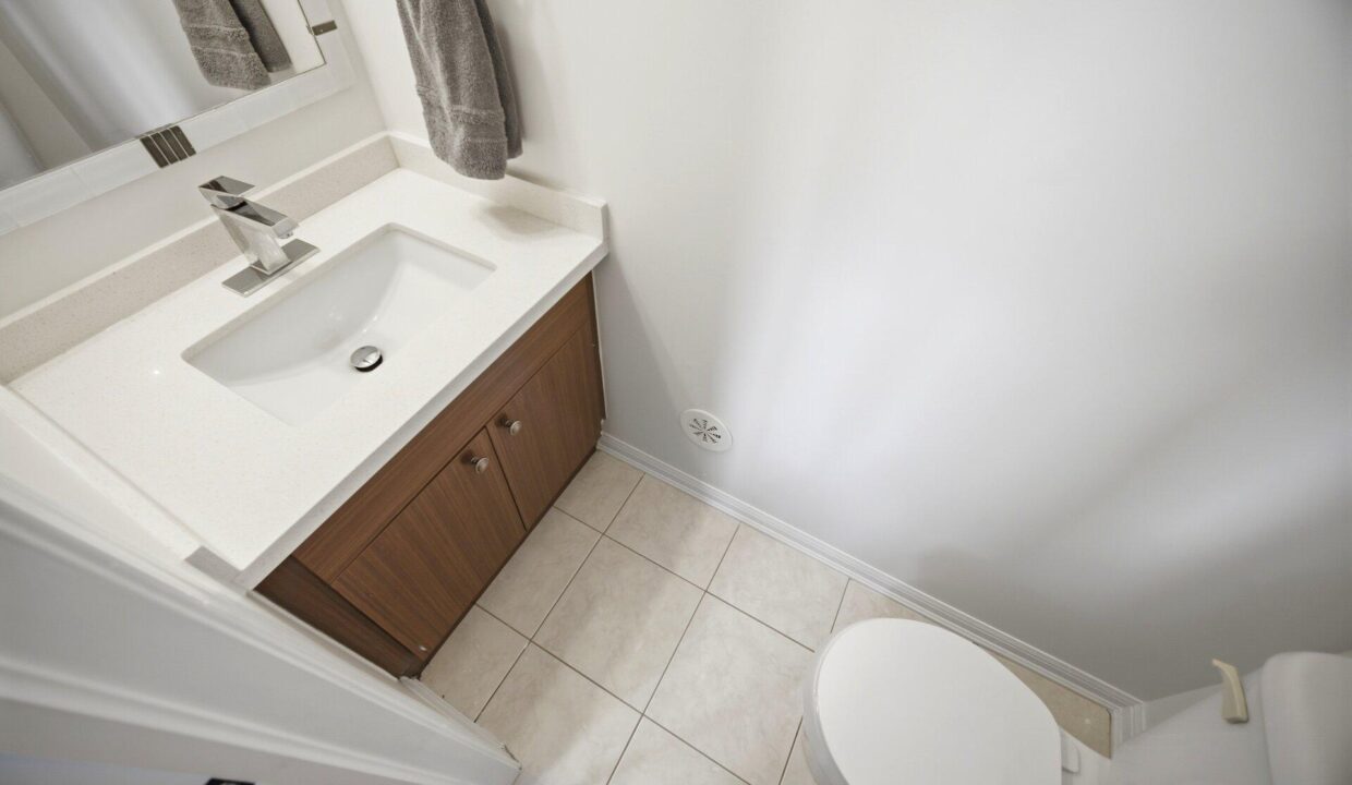 25131313-7f0e-443b-adcb-8a44d5857cef-l.jpeg