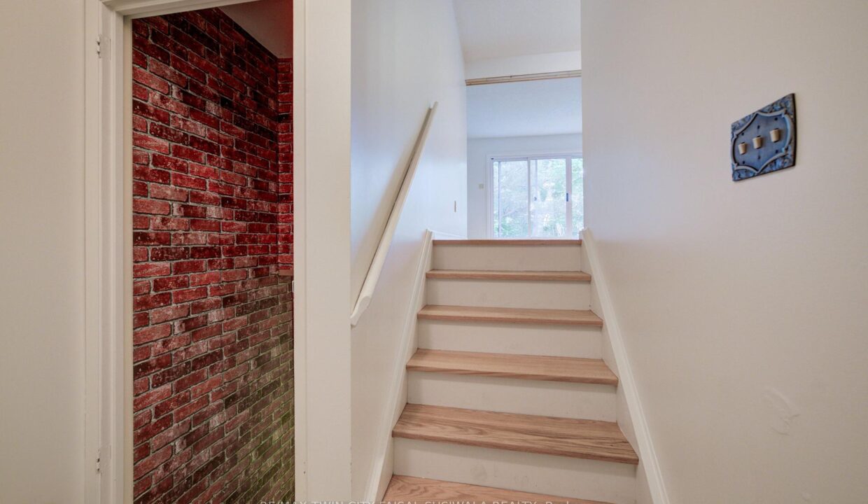 25b3ed63-5f0c-4da5-821f-16788201ad5d-l.jpeg