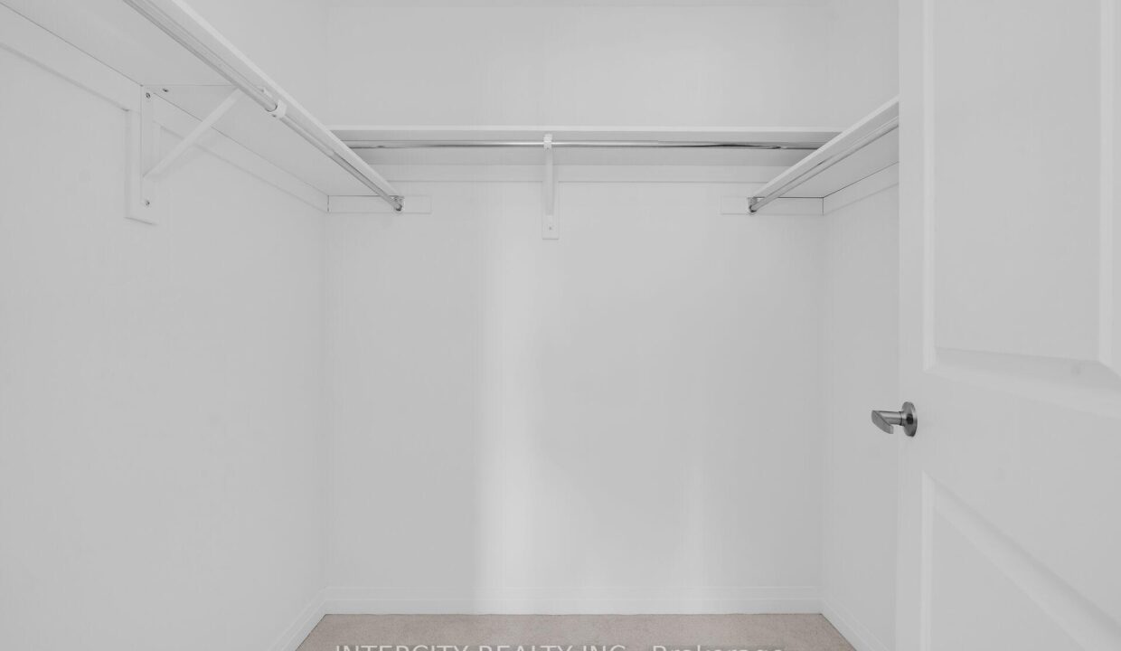 30d07a73-c103-41fd-9ee7-6bd37fd007b5-l.jpeg