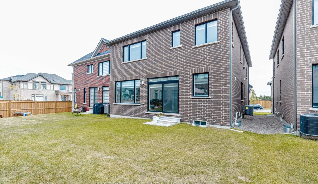 387343de-1fbd-4699-a2ba-8b8fadafb6de-l.jpeg
