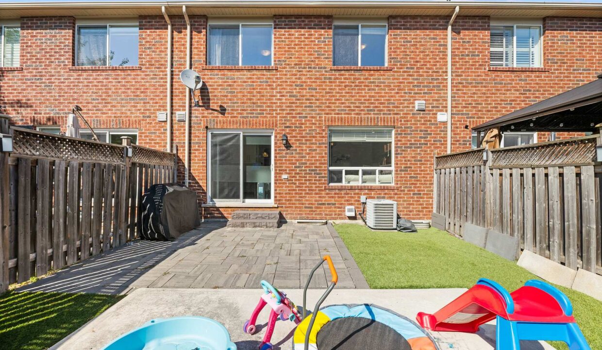 38cd6abc-e1f2-4704-b6d6-aa9f6e25d40b-l.jpeg