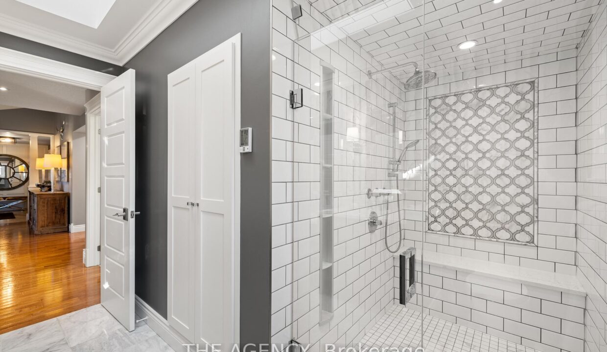 476ca430-9547-4850-99e5-cf1f81f65db0-l.jpeg