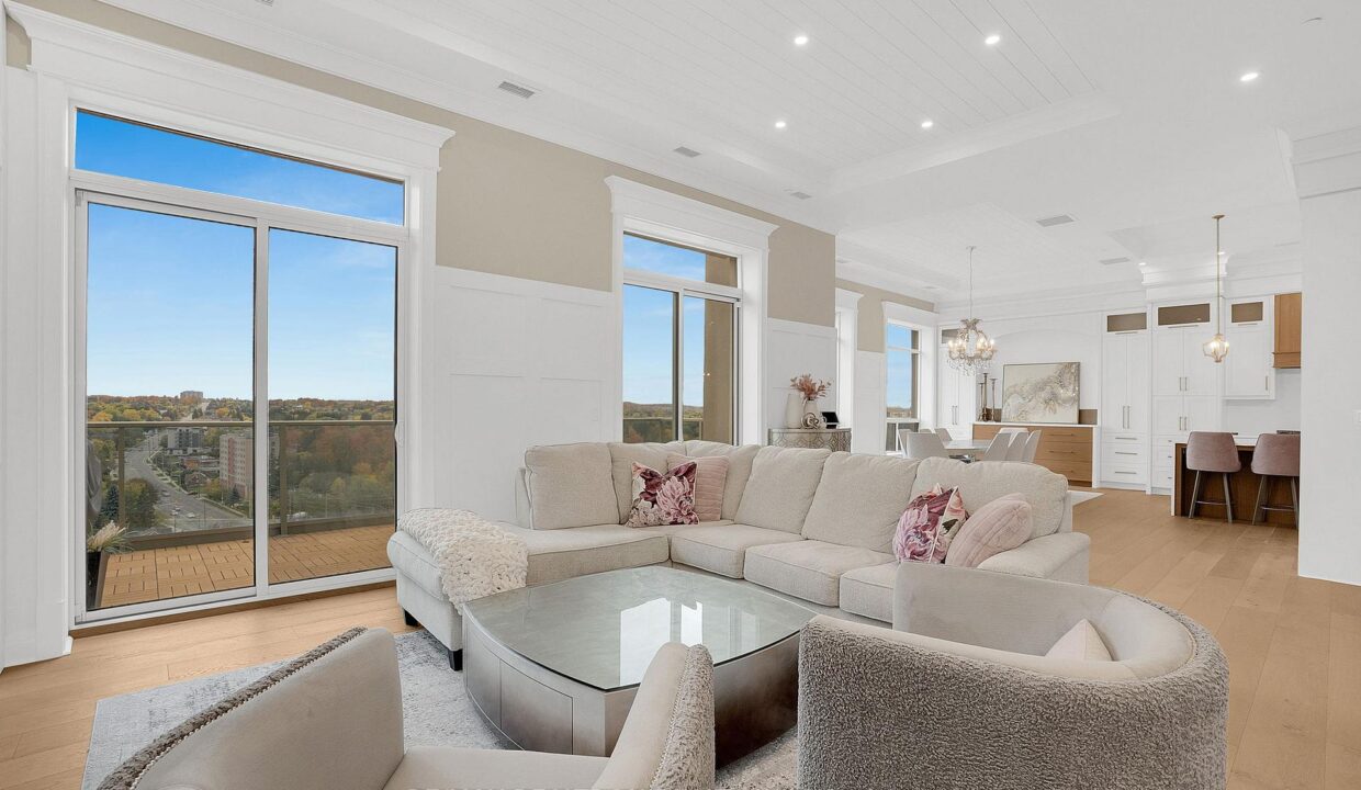 4d0fae74-5100-4ac4-a6fc-03370c630bf2-l.jpeg
