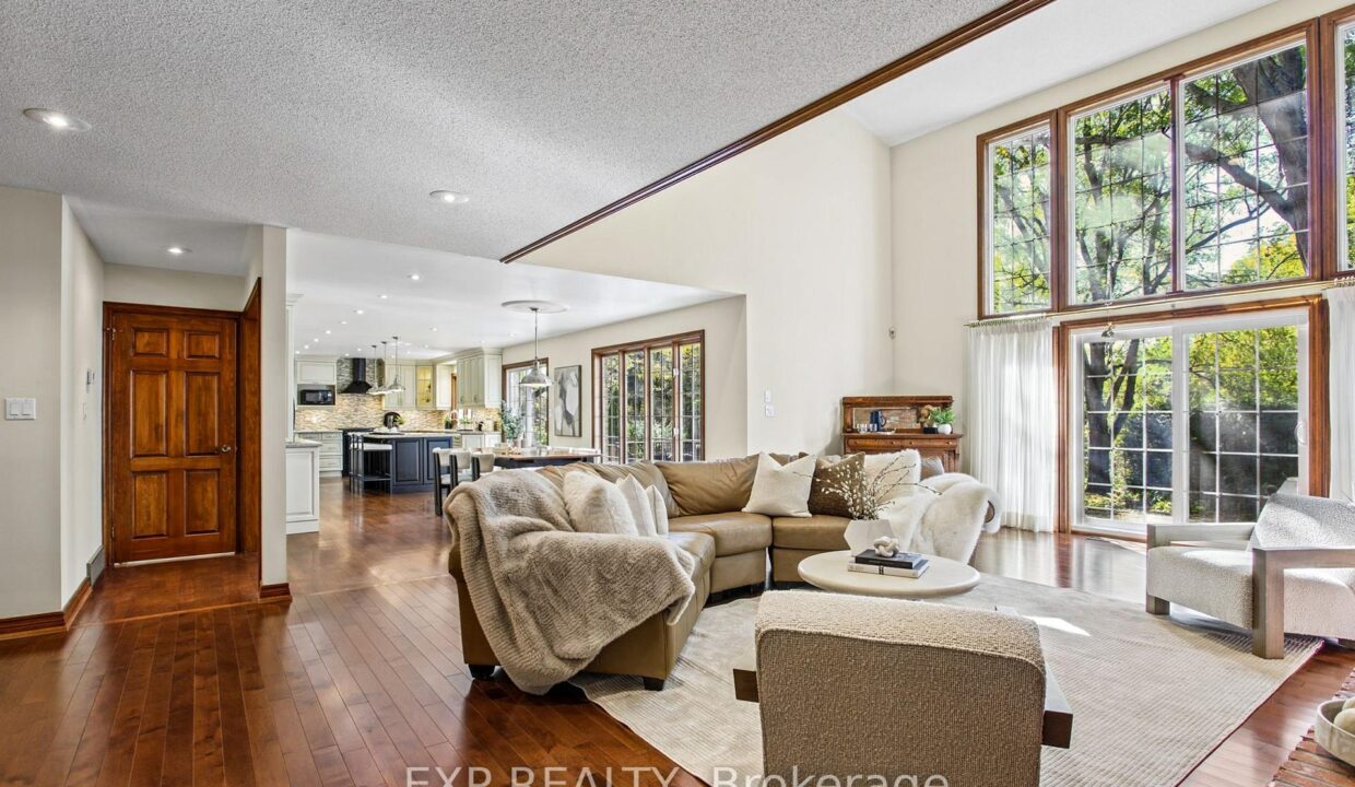 4dc85d53-3579-4c9c-9732-c809c2f57134-l.jpeg