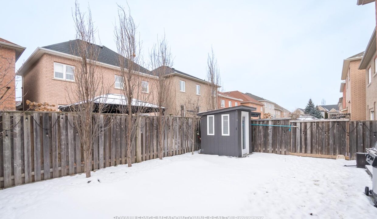 502a69ac-ee28-4685-abad-6970b0104bdd-l.jpeg