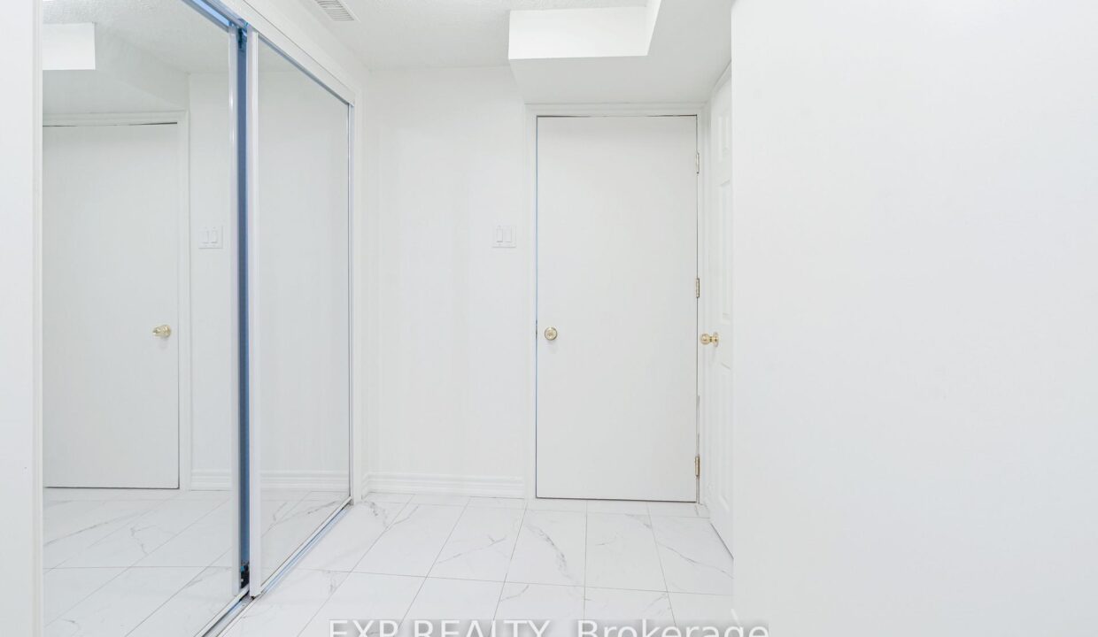 50f19464-79a3-4018-ae9f-1eac1808e635-l.jpeg