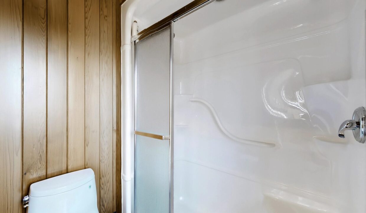 529830cf-c678-4a49-b19c-2c177f4dc4e0-l.jpeg