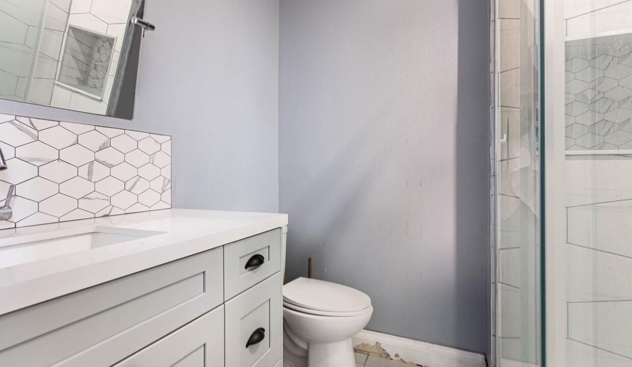 52b41526-2e1c-4203-a0d3-5843aad38920-l.jpeg