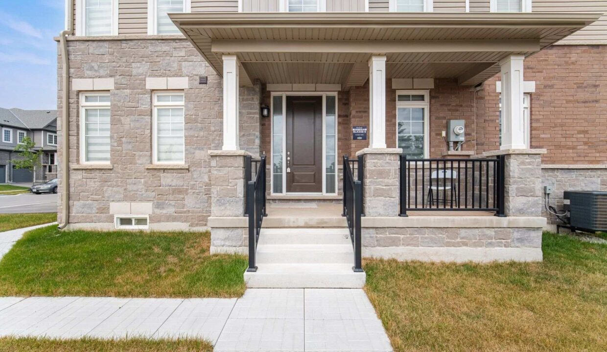 535748d1-ed58-441f-a7fd-9d12397211b4-l.jpeg