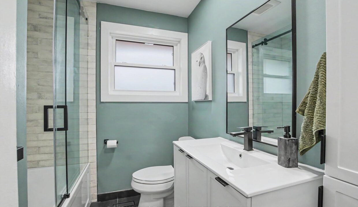 540464ab-0ab5-4486-8e8b-133ab83a9896-l.jpeg