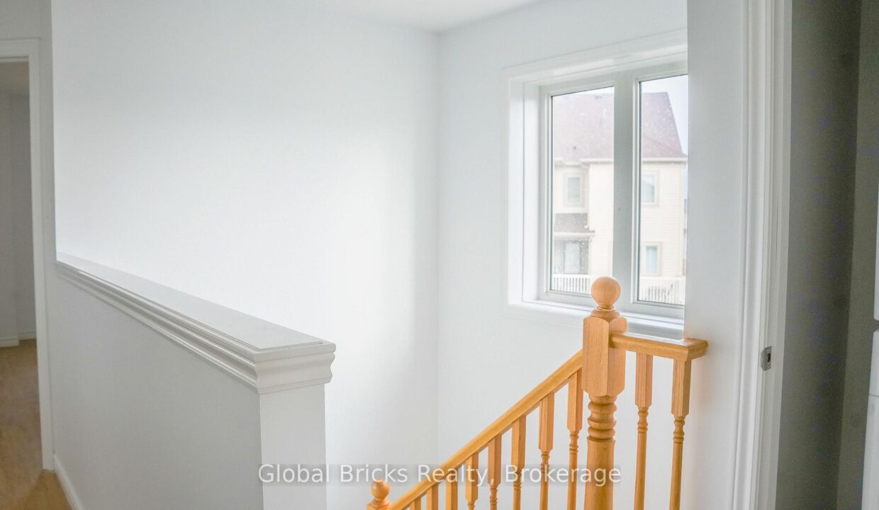 56b42fe3-bed3-499c-bd97-08181a111eb0-l.jpeg