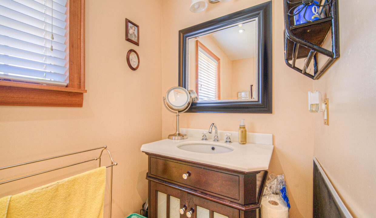 57b493ce-3d3c-4a60-8666-e14be2628feb-l.jpeg