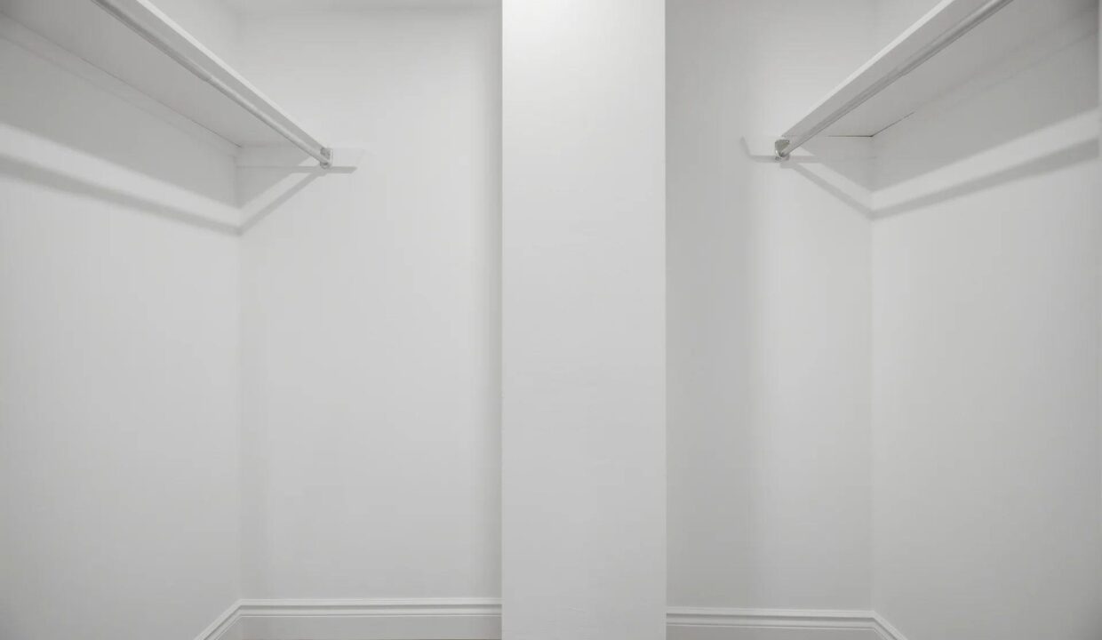 57e698bc-8790-4d44-a8b7-e947469b12a2-l.jpeg