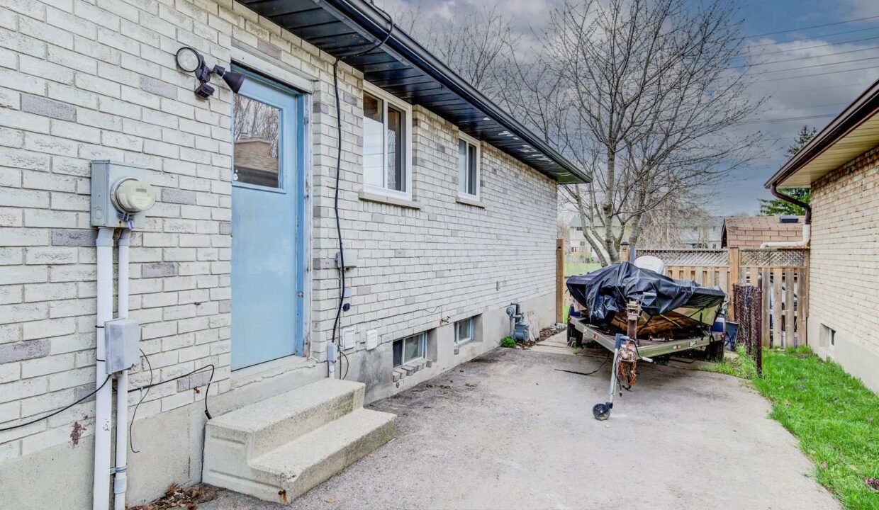 5809cbf7-ba13-439d-9274-e108e2ca81f1-l.jpeg