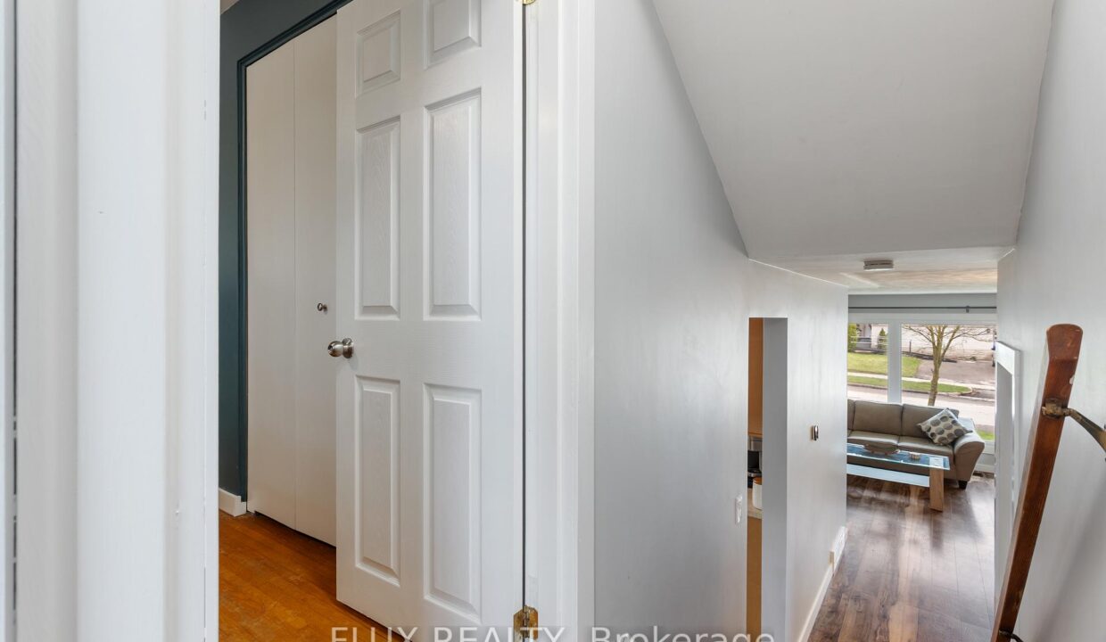 58444008-66be-4dde-ada3-feb9f314f566-l.jpeg