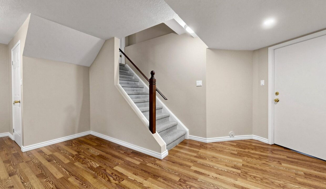 5919311e-b515-4774-b65d-f020cf0a6efc-l.jpeg
