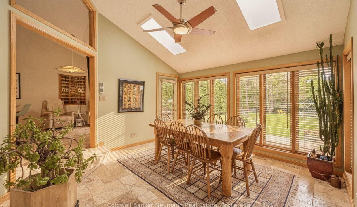 5b39d665-5ad9-4d07-a7d1-2f7e27e5cf52-l.jpeg