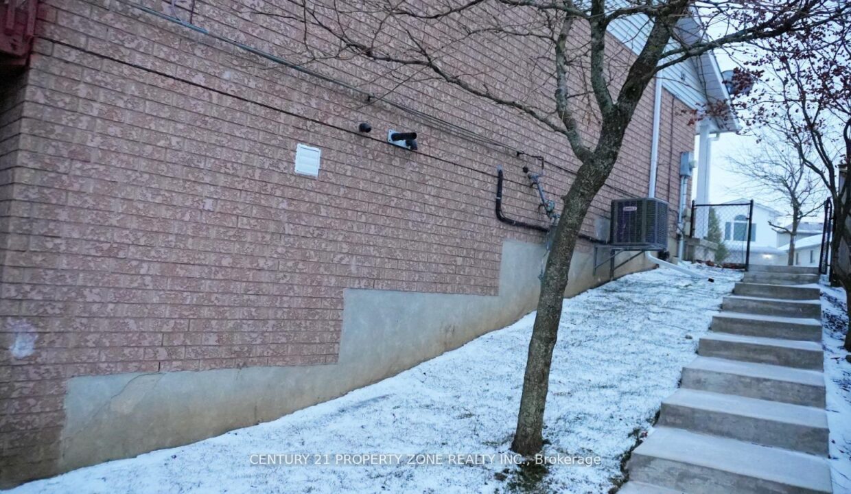 5cb66aaa-7566-4aff-8376-eda2bd9199aa-l.jpeg