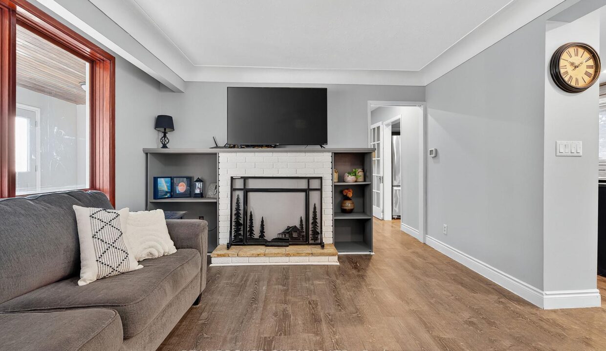 605a349d-205a-4dd3-81ad-11fc53db800f-l.jpeg