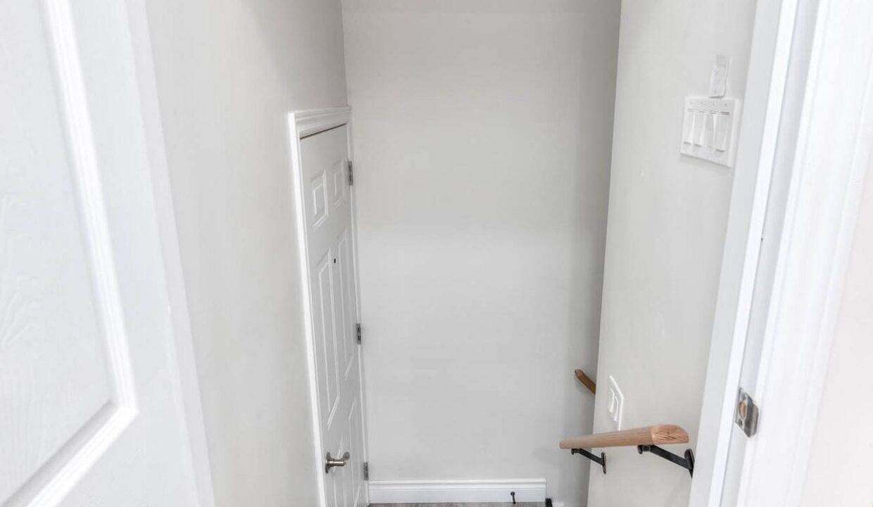 6b5f7b1a-dbbc-44b0-adff-38aed3cce8be-l.jpeg