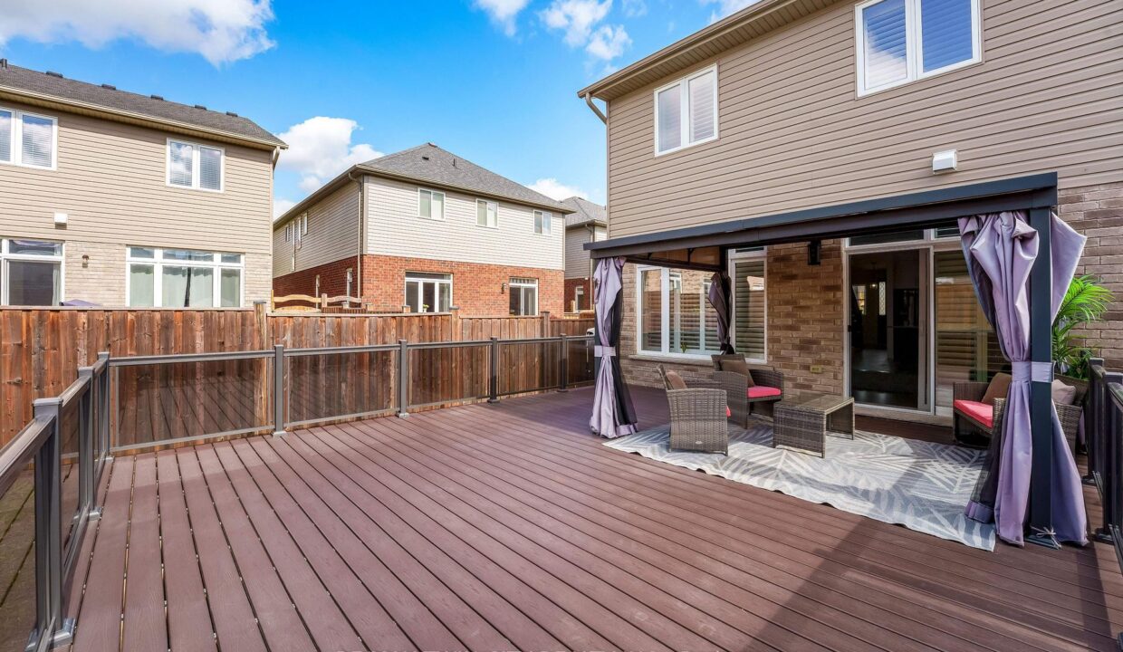 6ec30c2d-ff54-424d-a70f-92dca29f34ec-l.jpeg