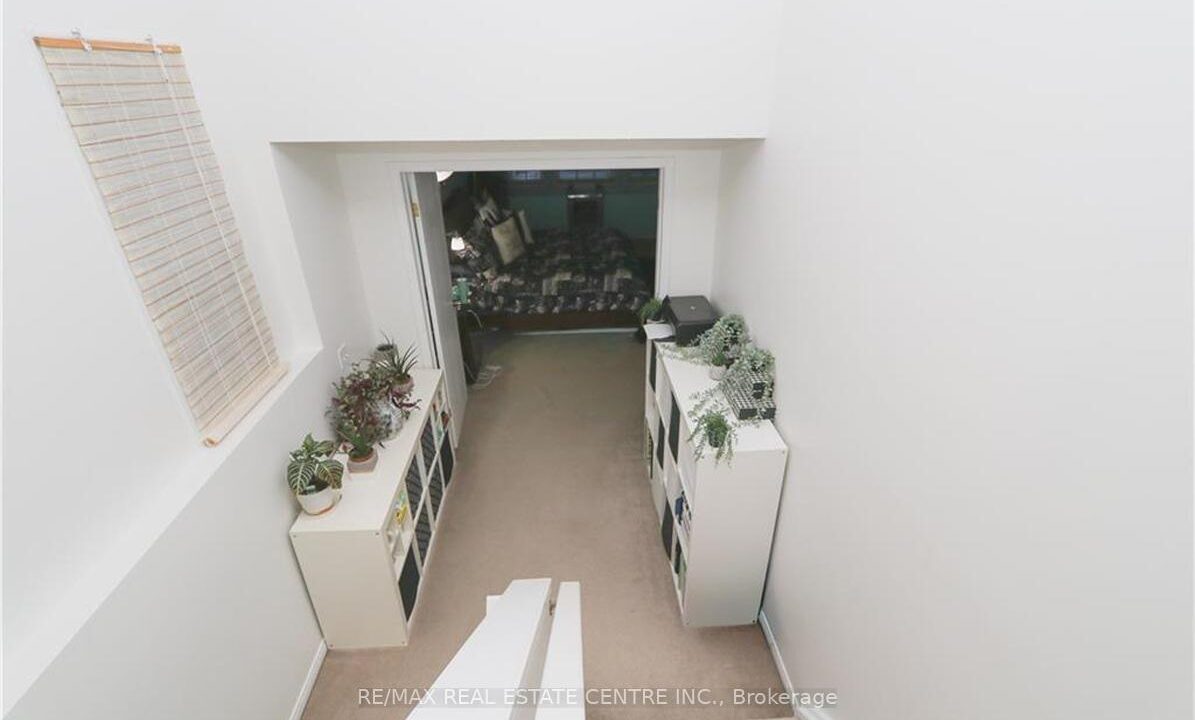 73426f11-aec6-4e8f-a040-004355008193-l.jpeg