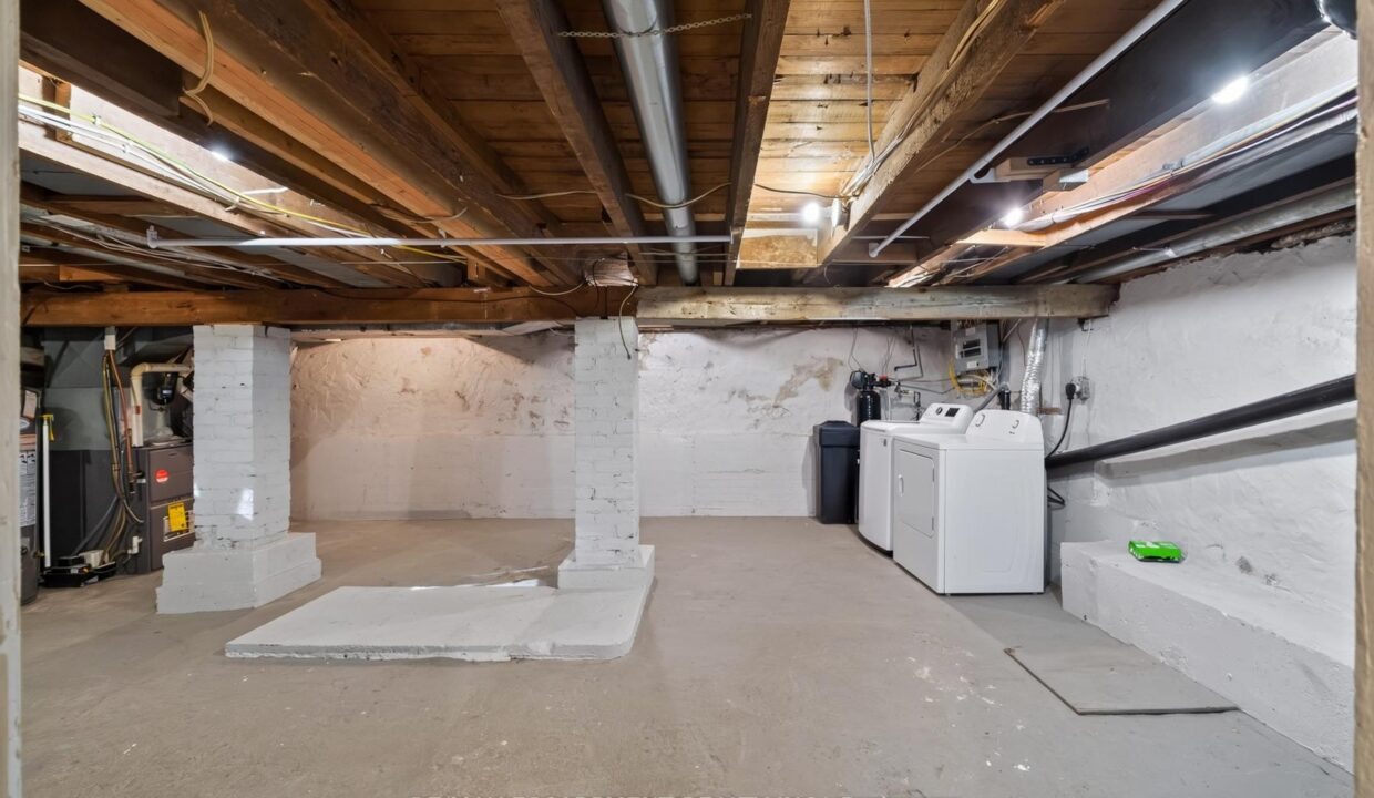 74c3d93d-d15a-48b7-ad56-367dca0db5ee-l.jpeg