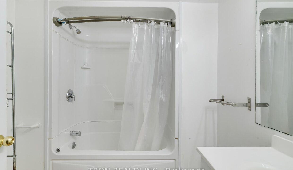 759ecbbf-1b3b-4189-b291-27d1e382d00a-l.jpeg