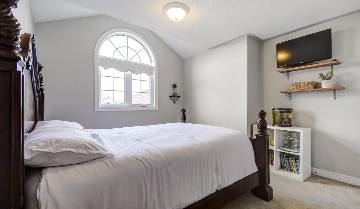 76896315-2ac5-4890-9b01-dcee183702dc-l.jpeg
