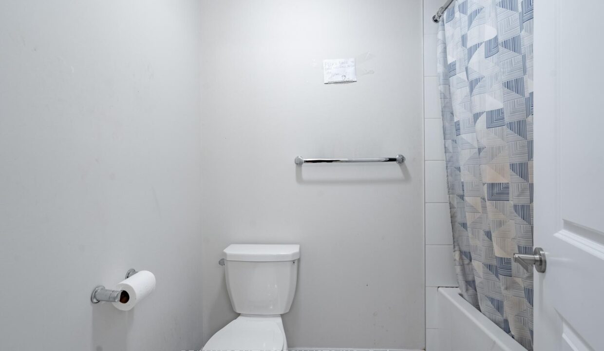 7732a499-da54-4a5f-ac0c-970618d84111-l.jpeg